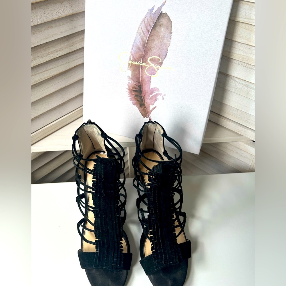 Jessica Simpson Women’s Suede Sandals